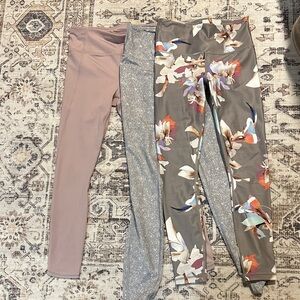 Athleta Women's Leggings - Pink, Gray, Floral